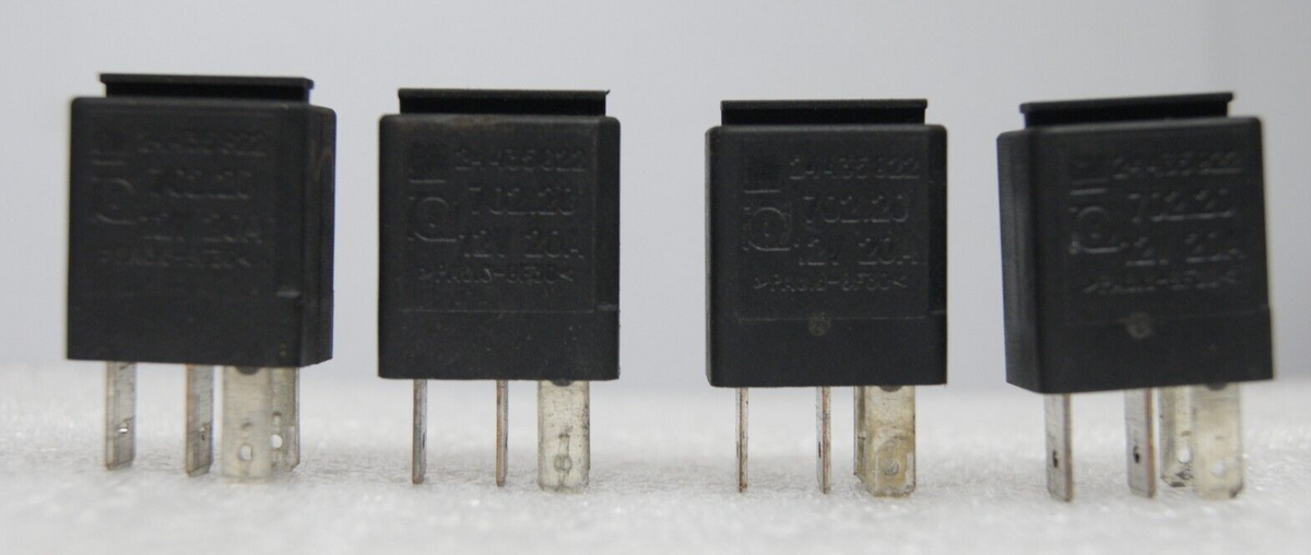 4X RELAY GM VAUXHALL 4 BLADE 12V 20A  BLACK 24435922